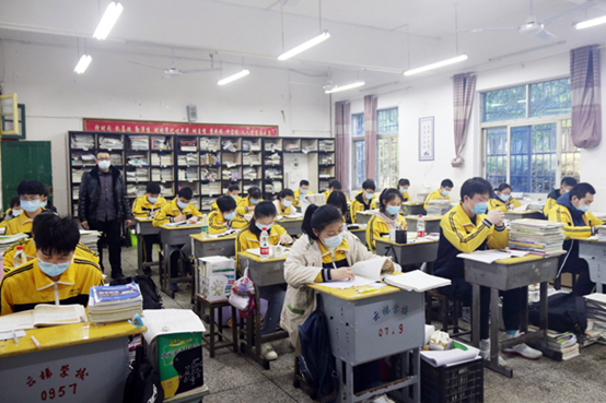 新田一中:我们开学复课啦