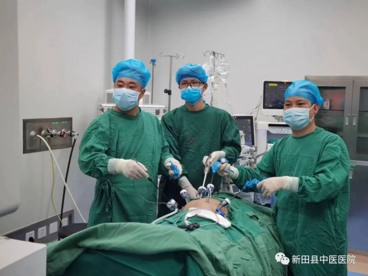 【卓越医疗】新突破——新田县中医医院完成新田首例“完全腹腔镜下极低位直肠癌保肛术（改良Bacon术）”_新田县中医医院